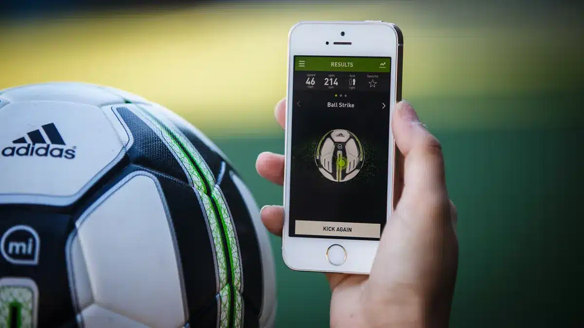 Adidas miCoach Smart Ball