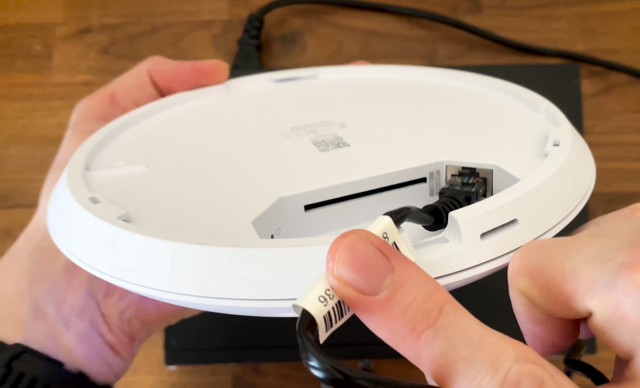 ubiquiti-u7-pro-max-ports